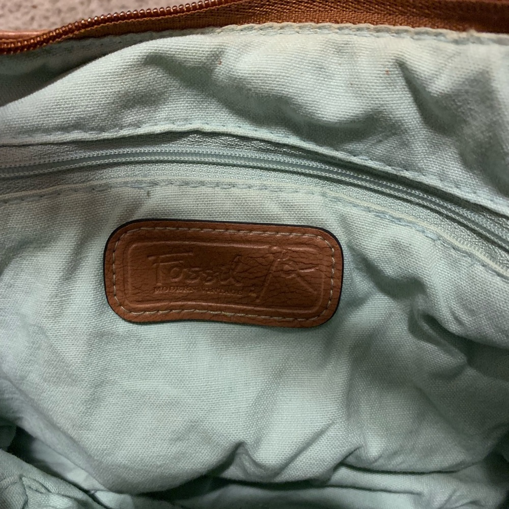 Vintage fossil hand bag. - Picture 5 of 7